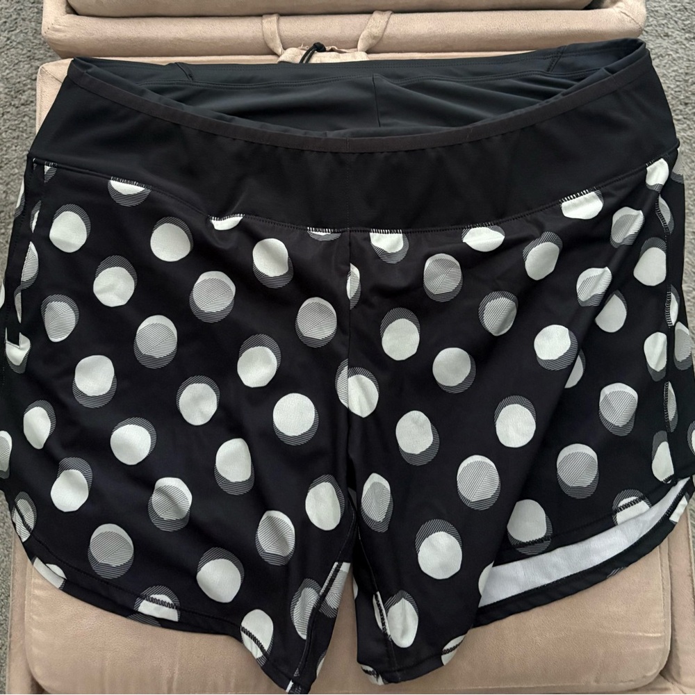 Oiselle Long Roga Shorts